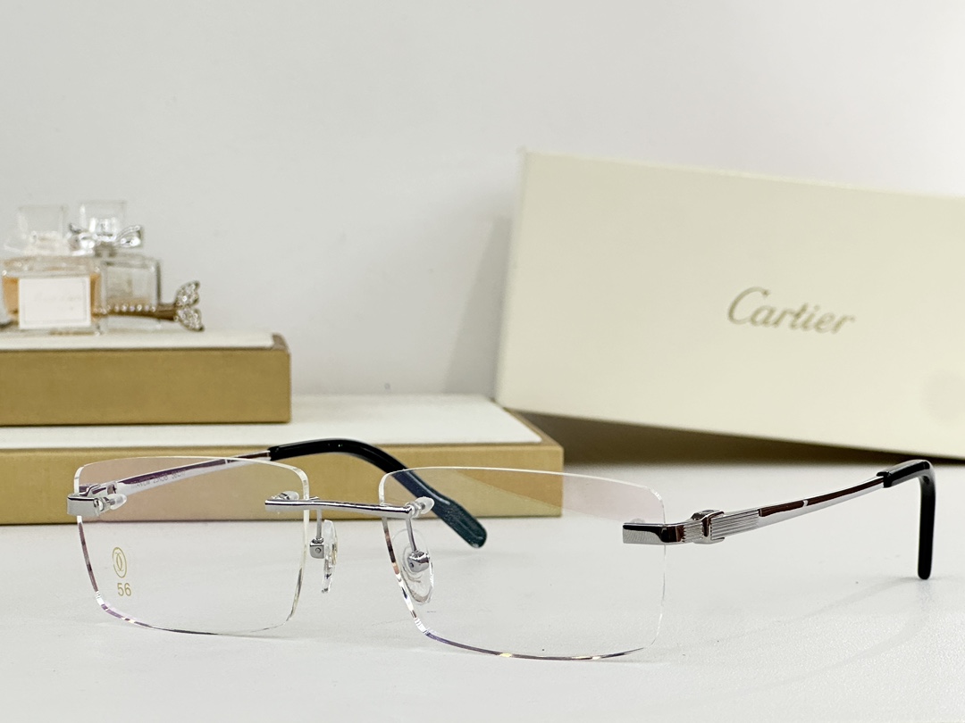 Cartie*MODEL：SIZE：56口17