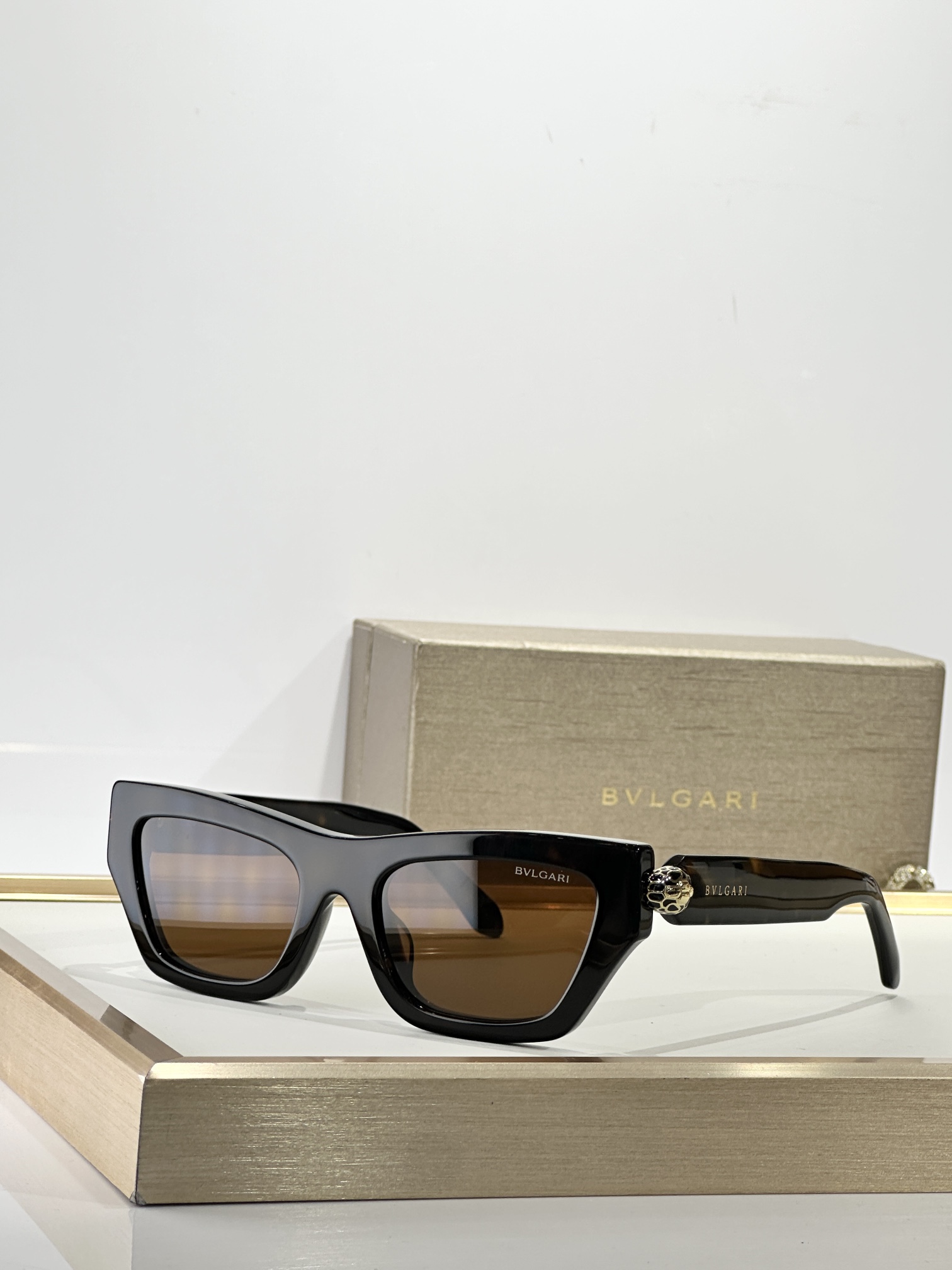 BVLGAR*MODEL：BV40085USIZE：54口20-145