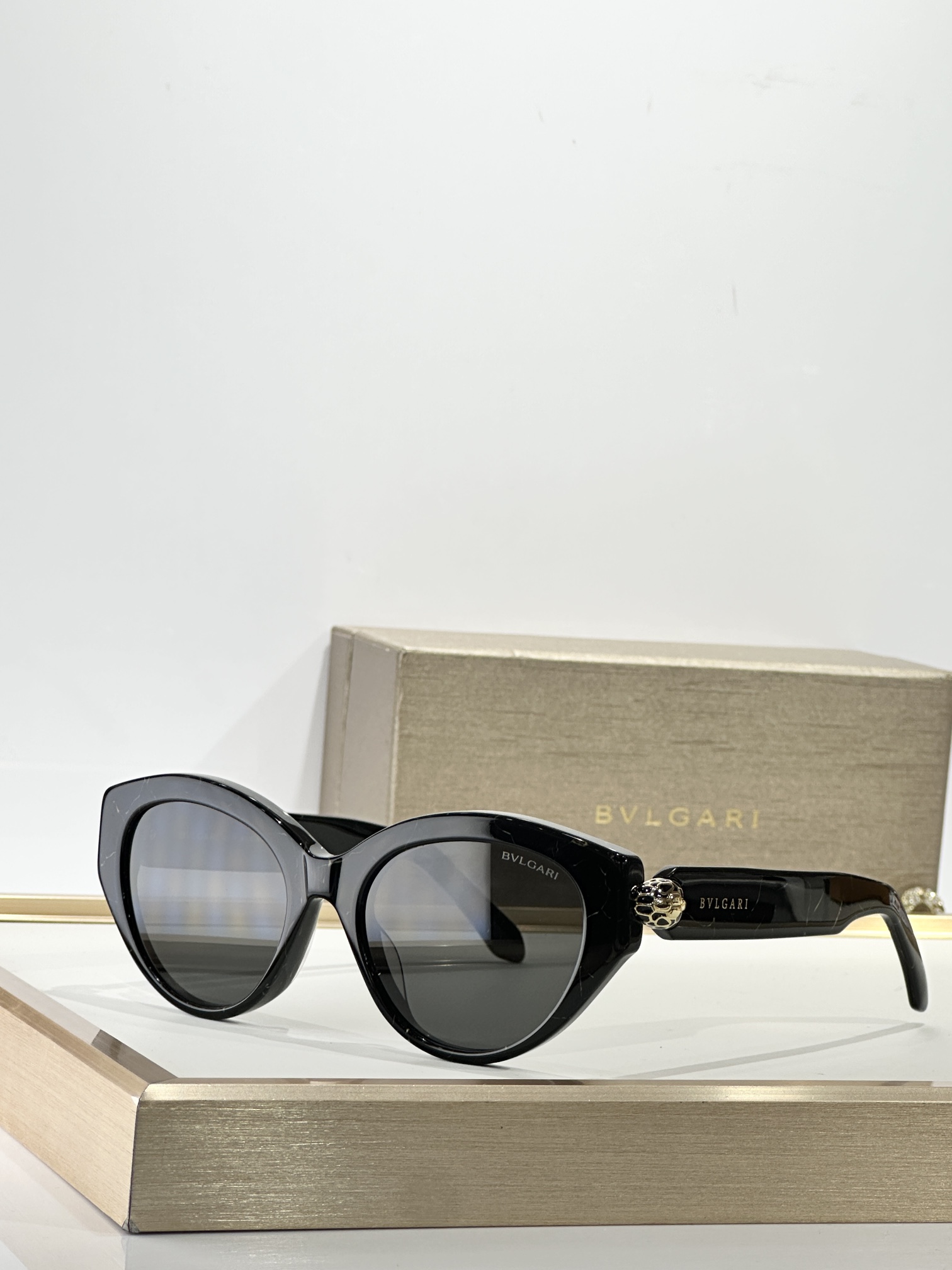 BVLGAR*MODEL：BV40084USIZE：53口19-140