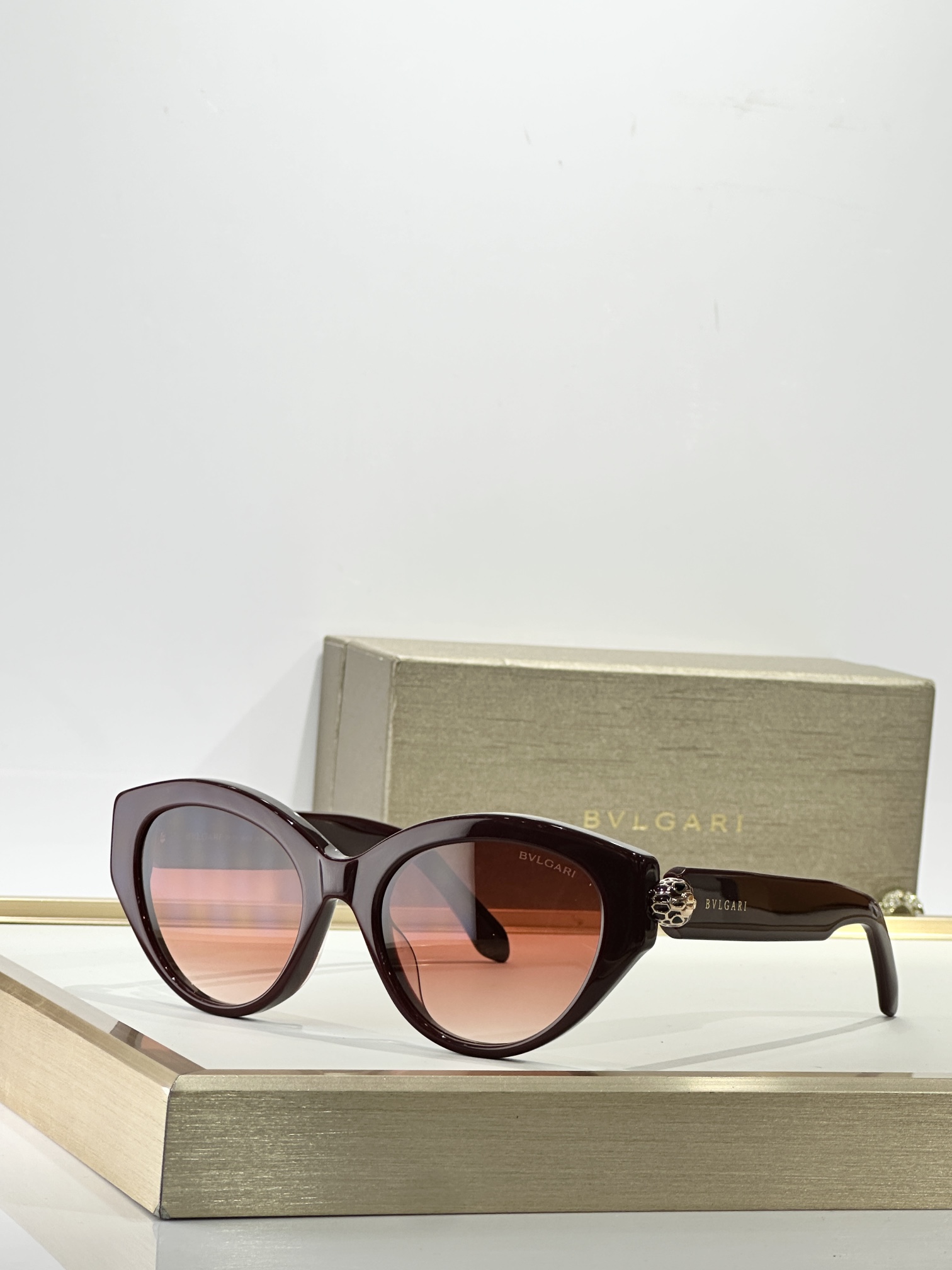 BVLGAR*MODEL：BV40084USIZE：53口19-140