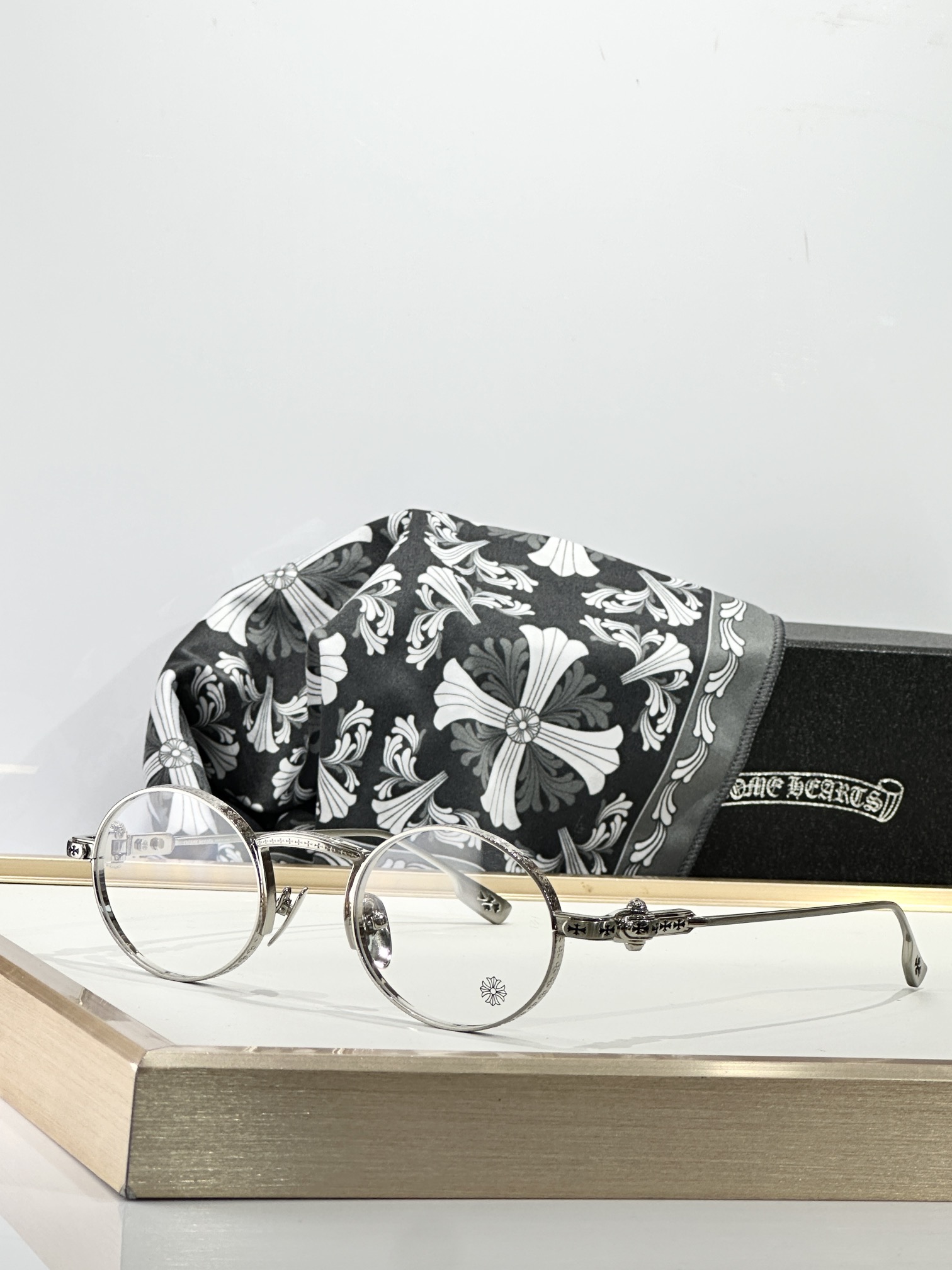 ChromeHearts calidad superior montura 克罗心 MOD: HONEYDIPPED Talla:48-23-144 🉐275