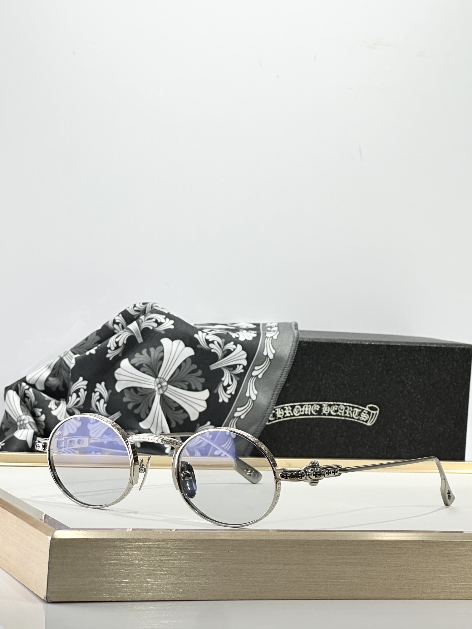 ChromeHearts 克罗心MOD：HONEYDIPPEDSize:48-23-144