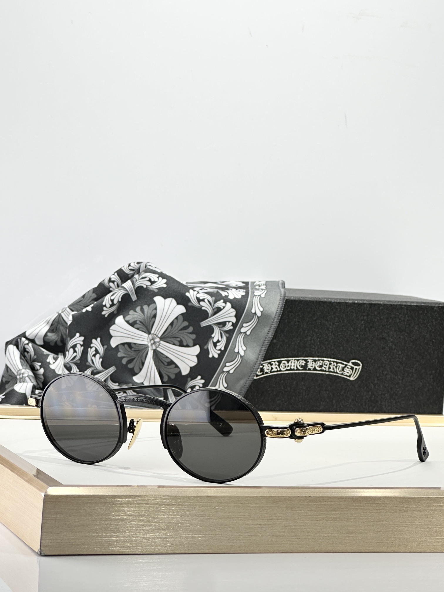 ChromeHearts 克罗心MOD：HONEYDIPPEDSize:48-23-144