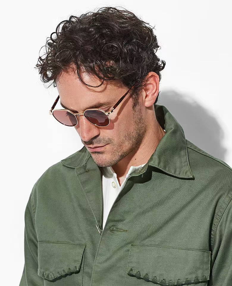 AKONI【未來創新美學設計】Themis以正义和神圣秩序女神命名，其特点是轻盈、永恒的潘托斯形状，外观