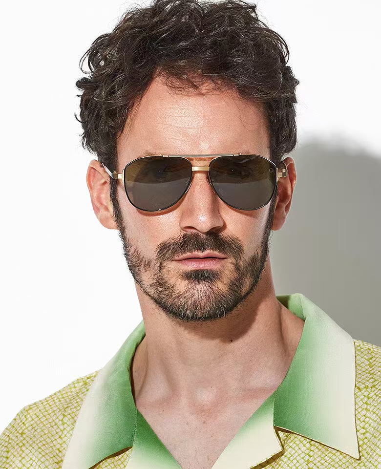 AKONI【未來創新美學設計】'HELIOS'以古希臘太陽神命名，將精緻與雋永的設計融為一體。全新推出的