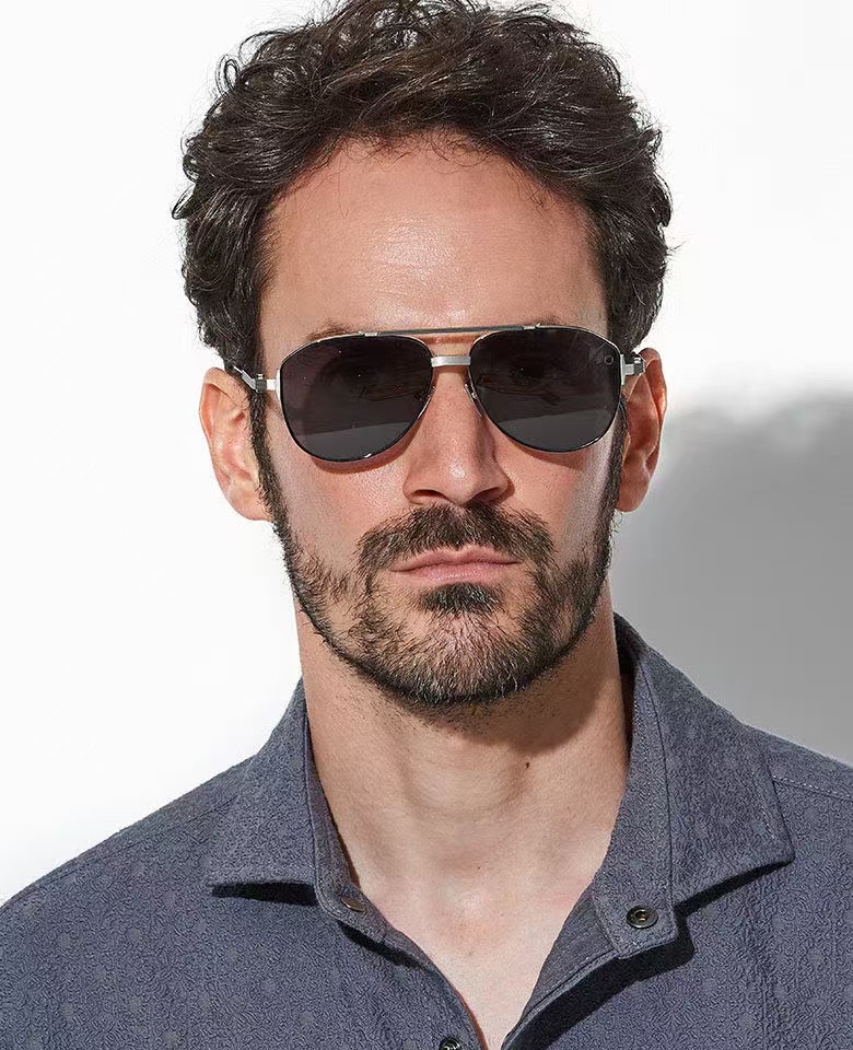 AKONI【未來創新美學設計】'HELIOS'以古希臘太陽神命名，將精緻與雋永的設計融為一體。全新推出的