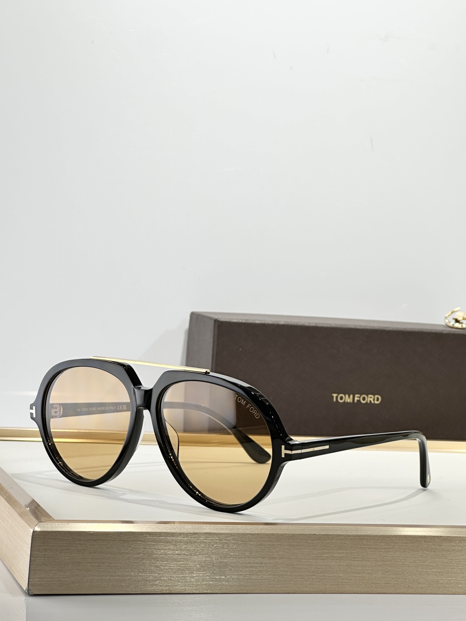 TOM FORDMod：AALTO（FT1210）size：59口14-140