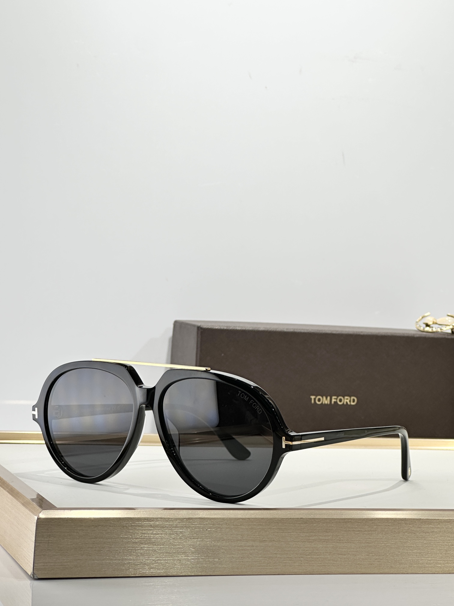 TOM FORDMod：AALTO（FT1210）size：59口14-140