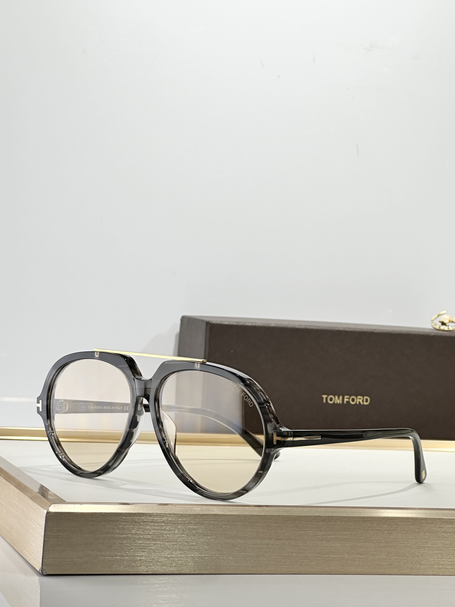TOM FORDMod：AALTO（FT1210）size：59口14-140