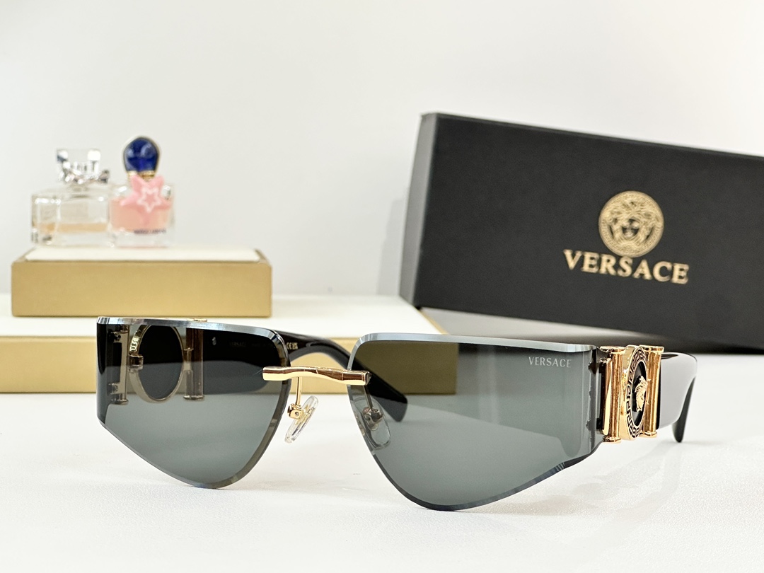 VERSAC*MODEL：VE6772 SIZE：59口17-143