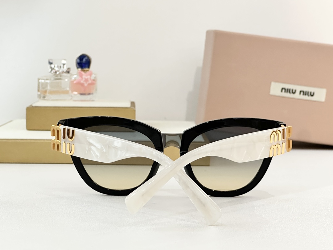 MIUMI*MODEL:MU 146AVSIZE: 51口22-146