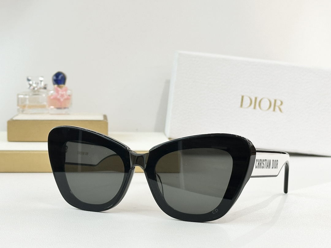 DIORMOD：DSGTA25UCRSize：53口22 140