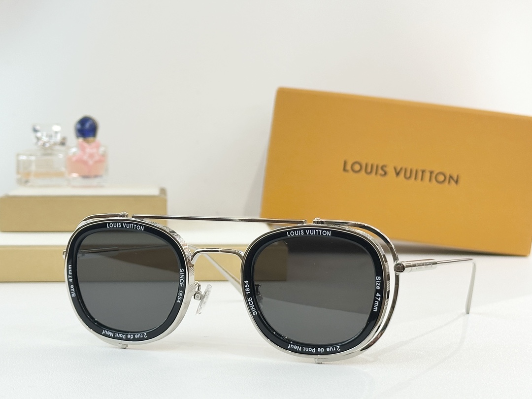 LOUIS VUITTO*MODEL：Z2213USIZE：47口20-140