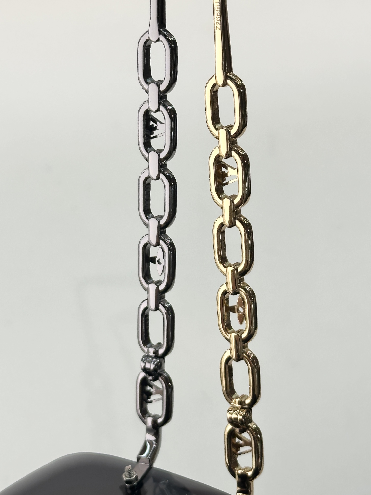 Louis Vuitto*MODEL：Z2665USIZE：61口14-140