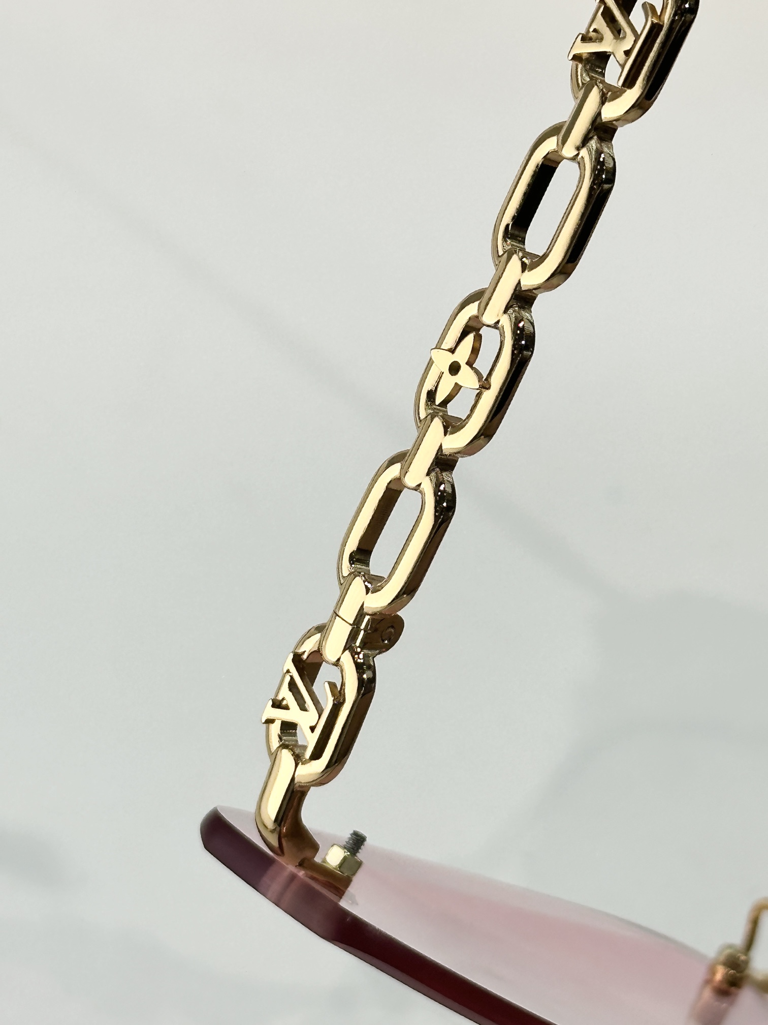 LOUIS VUITTONMODEL：Z3015USIZE：61口15-140