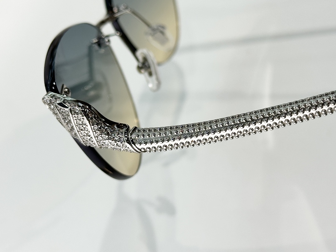 BVLGARIMOD：BV40065USize：59口15 140