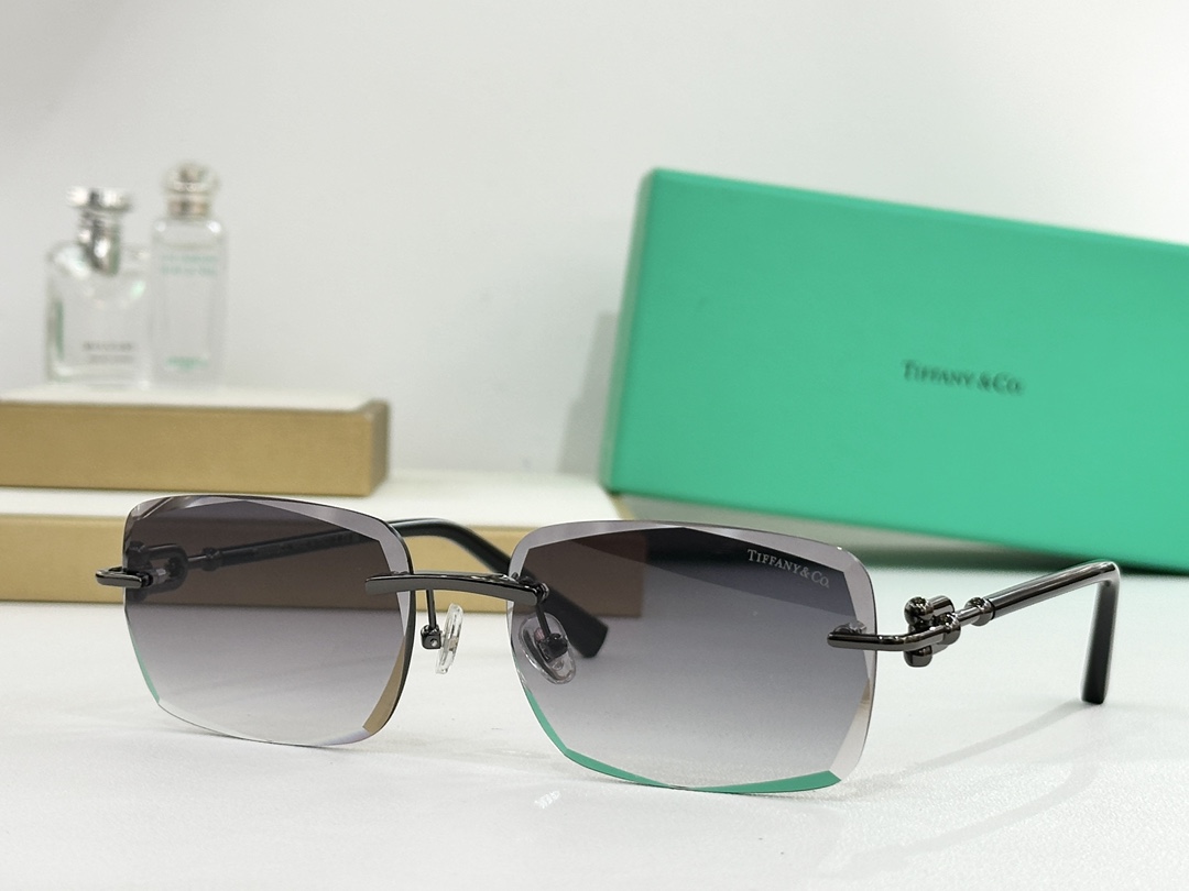 TIFFANY&Co.MODEL：TF5032SIZE：58口17-140