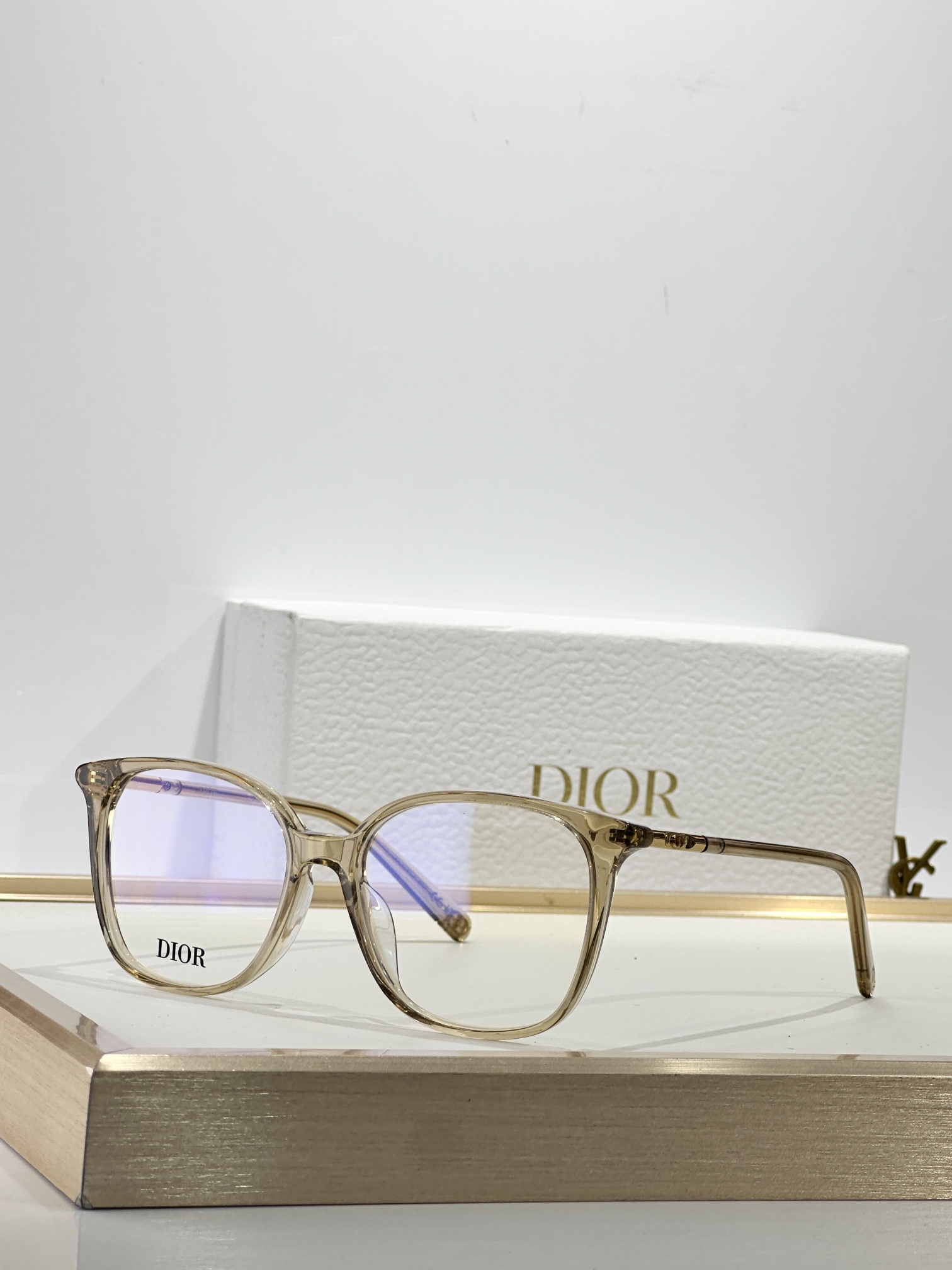 DIORMOD：MiniCD S11Size：53口16 140