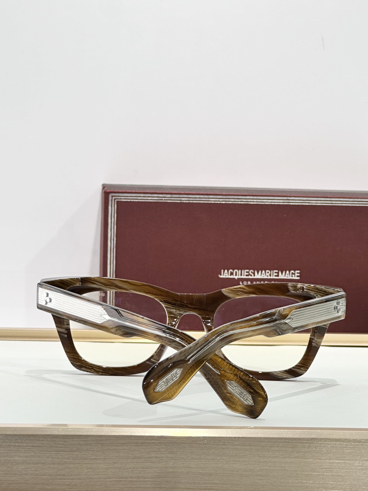 Jacques Marie MageMODEL：DEALANSIZE:49口22-146 变色：