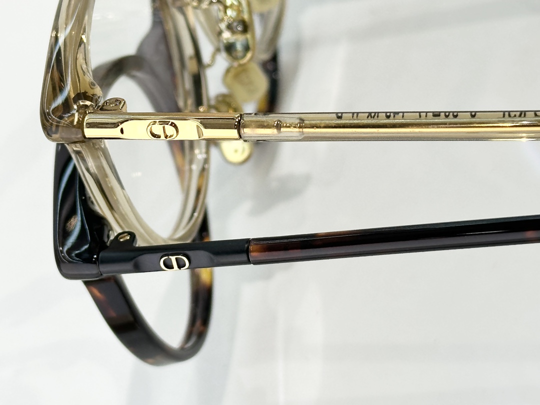 DIORMOD：MiniCD R5FSize：50口17 145