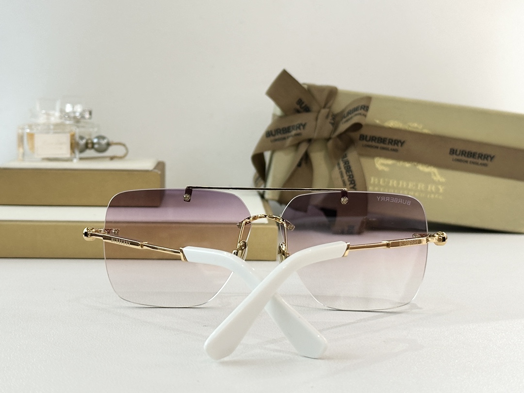 BURBERR*MOD：BE6004Size：62口12-145