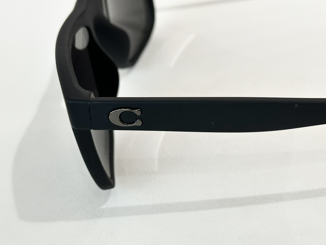 COACHMOD：HC 8367USize：57口19 145 盒子另计