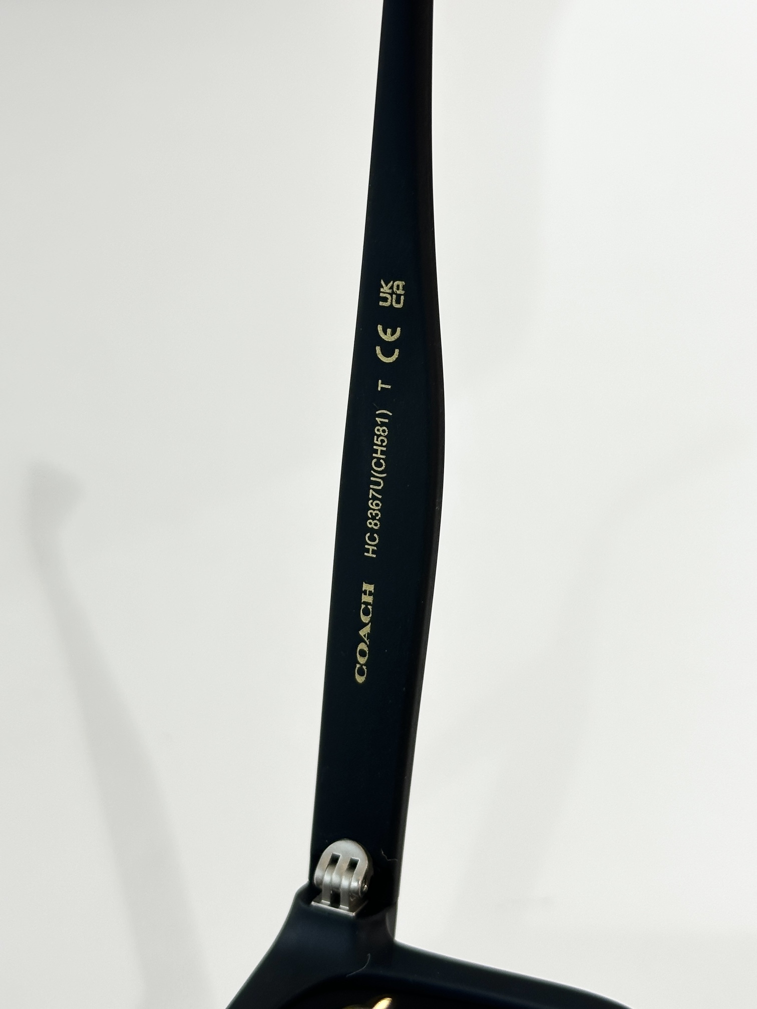 COACHMOD：HC 8367USize：57口19 145 盒子另计