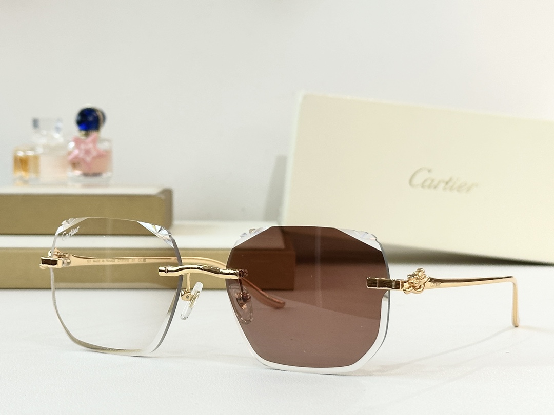 CartierMOD：CT0371SSize：57口18-143 变色：