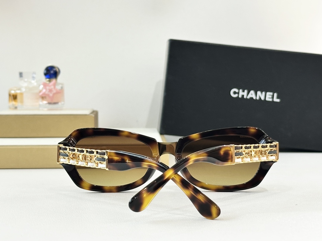 CHANELMODEL：CH5538QSIZE：55口20-143