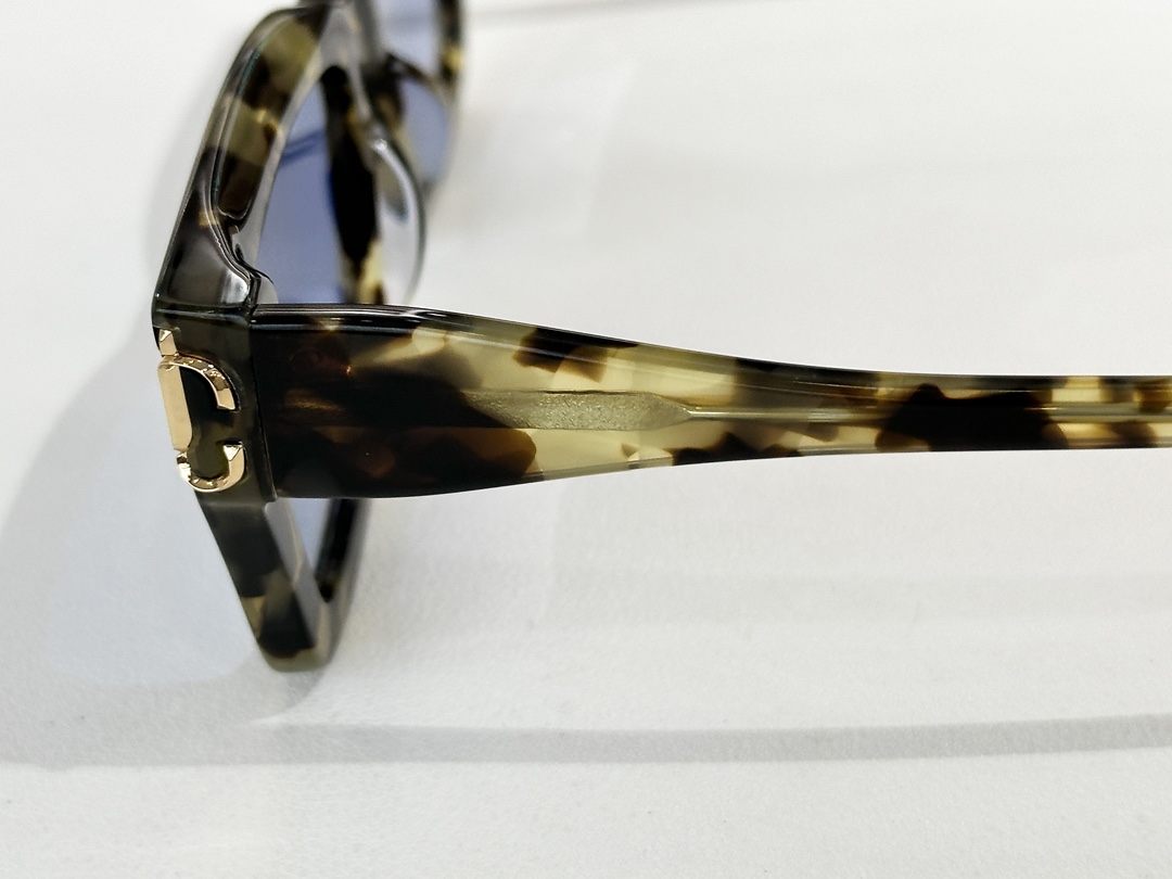 JIMMY CHO*MODEL：JC5011U SIZE：54口17-140