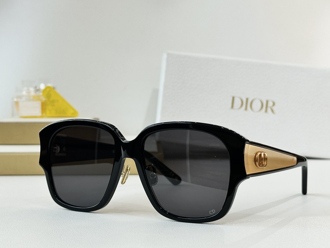 DIORMODEL：DiorGlow S2FSIZE：56口16-140
