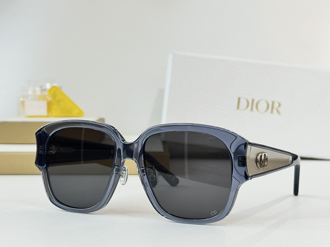 DIORMODEL：DiorGlow S2FSIZE：56口16-140