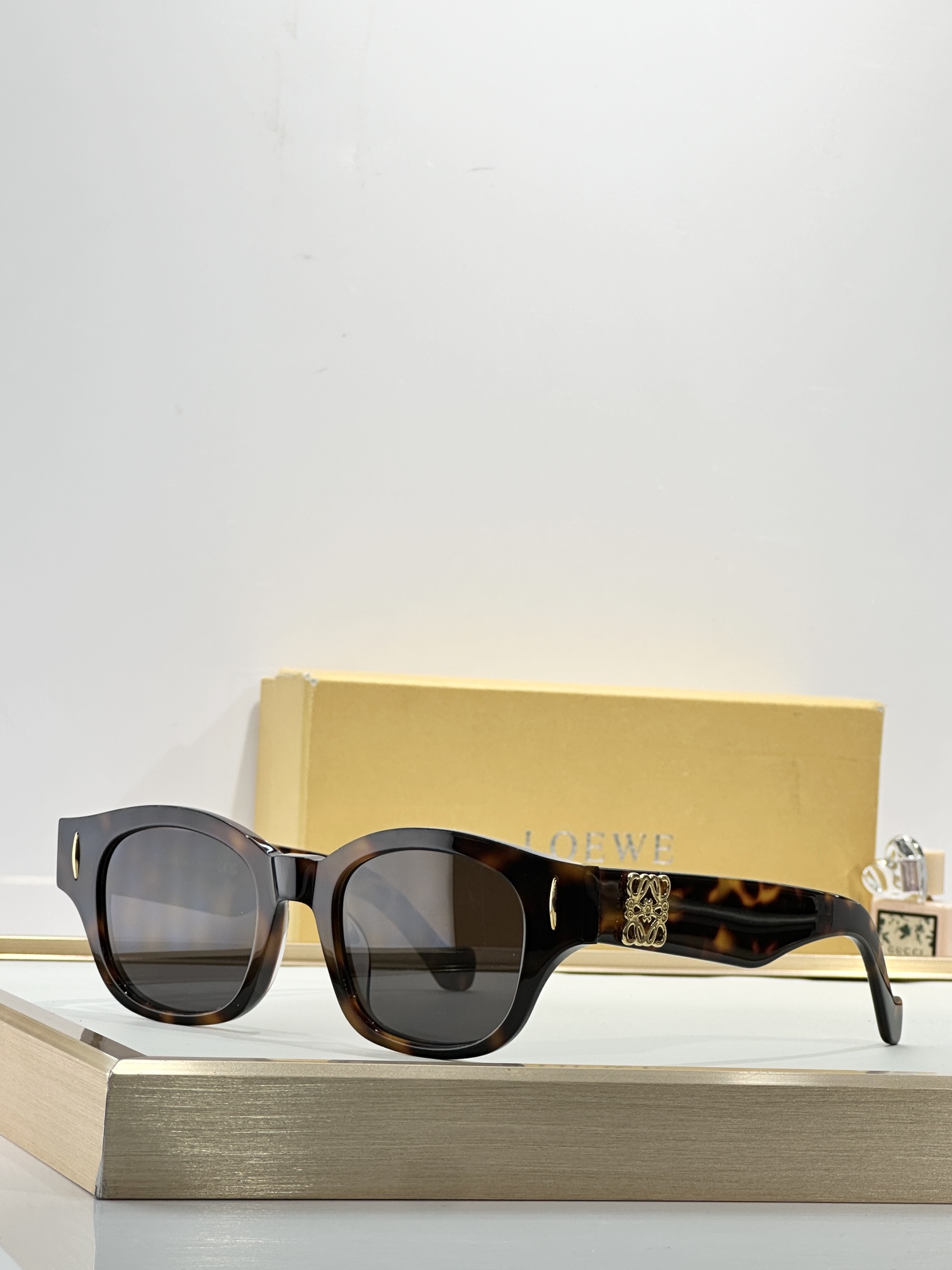 LOEWE MODEL：LW50096ISIZE: 47口20 -140