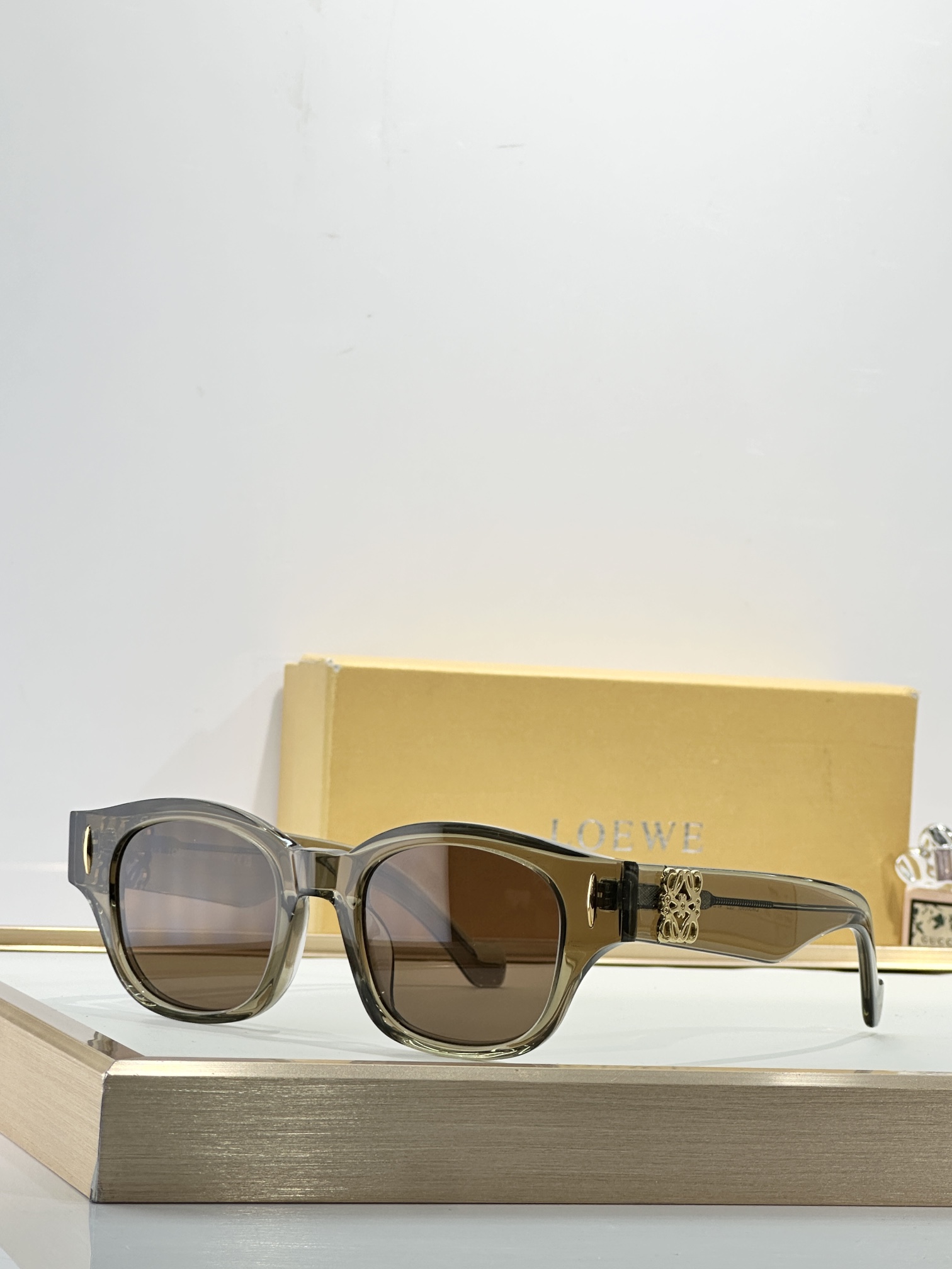 LOEWE MODEL：LW50096ISIZE: 47口20 -140