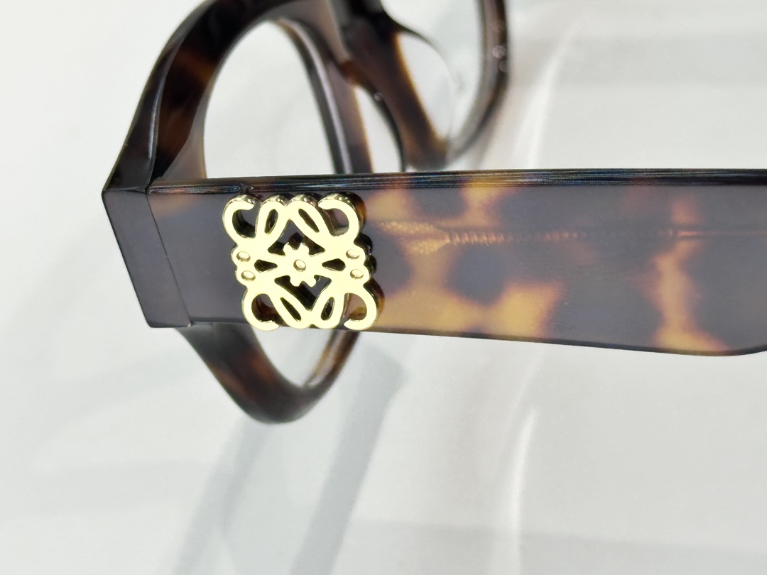 LOEWE MODEL：LW50096ISIZE: 47口20 -140