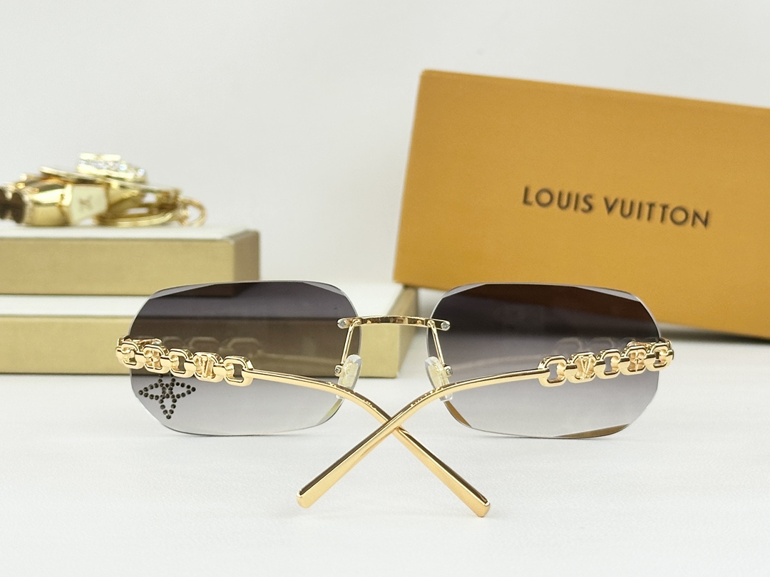 LOUIS VUITTO*MODEL：Z2053USIZE：63口18-137