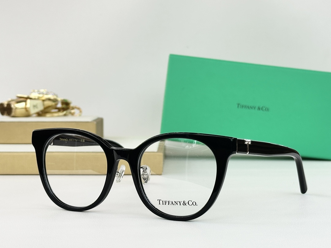 TIFFANY&Co.MODEL：TF2238DSIZE：53口20-145
