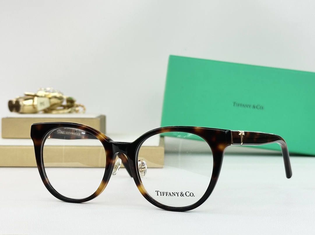 TIFFANY&Co.MODEL：TF2238DSIZE：53口20-145