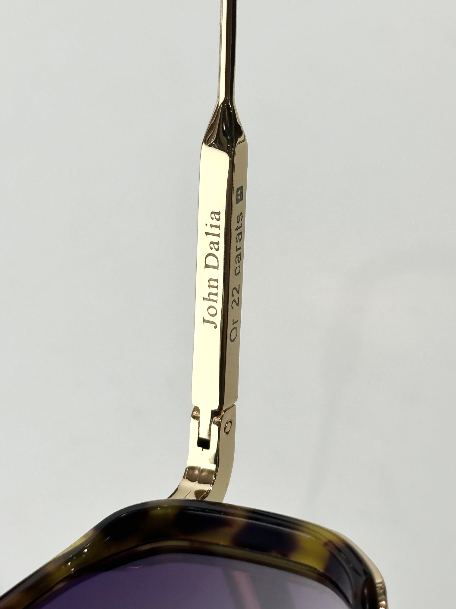 John DaliaMODEL：JEAN SIZE：43口25-145盒子另计