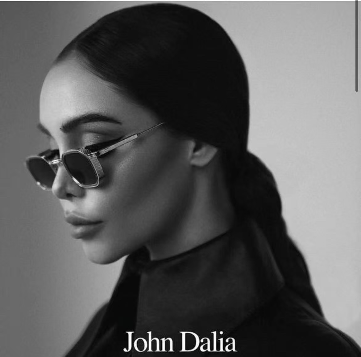 John DaliaMODEL：JEAN SIZE：43口25-145盒子另计