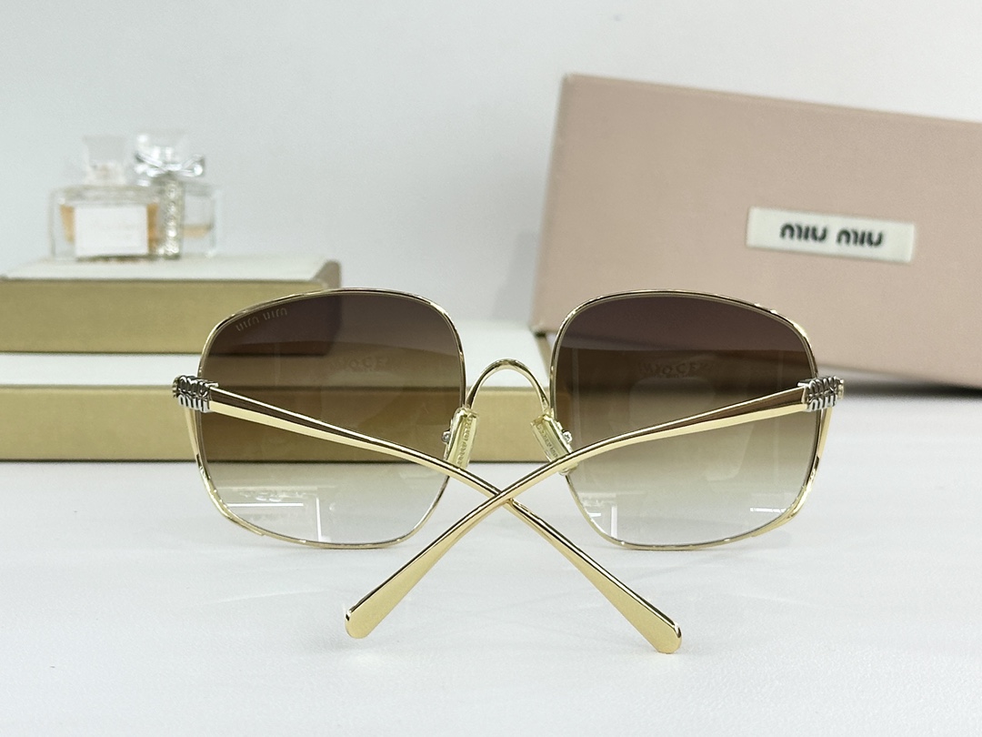 MIU MI* MODEL:SMUA57Size：57口20 140