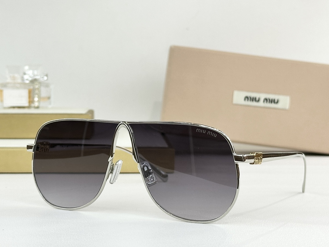 MIU MI* MOD：SMUA56Size：66口2 140