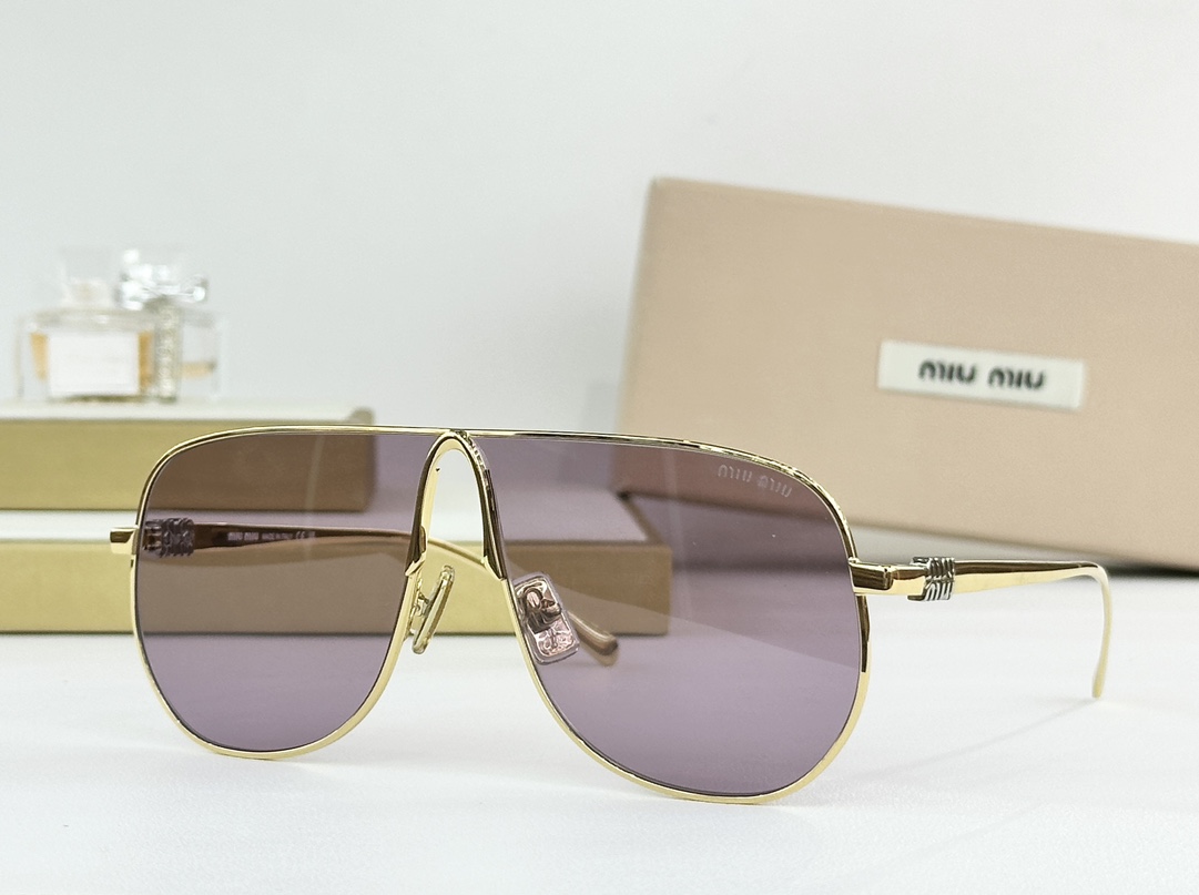 MIU MI* MOD：SMUA56Size：66口2 140