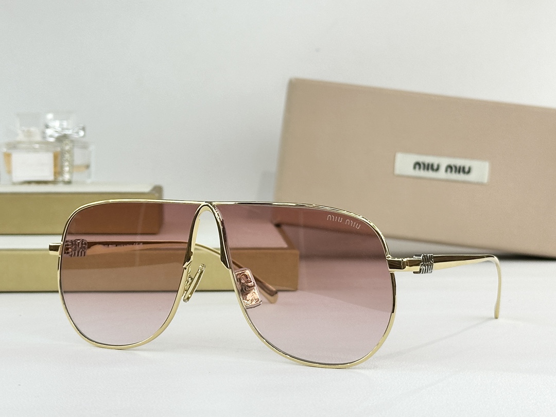 MIU MI* MOD：SMUA56Size：66口2 140