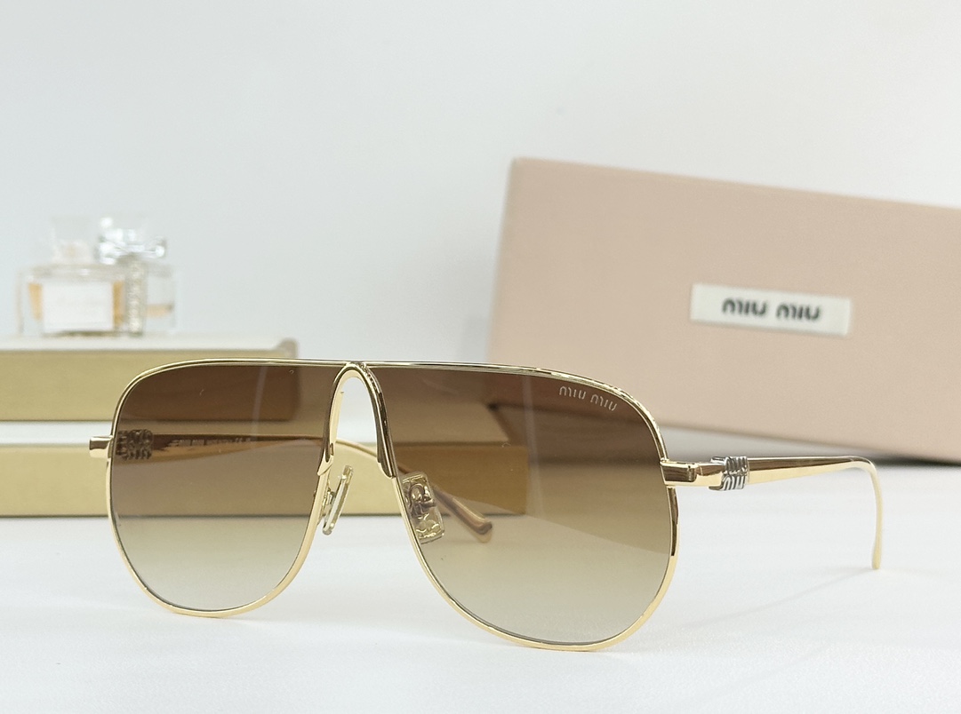 MIU MI* MOD：SMUA56Size：66口2 140