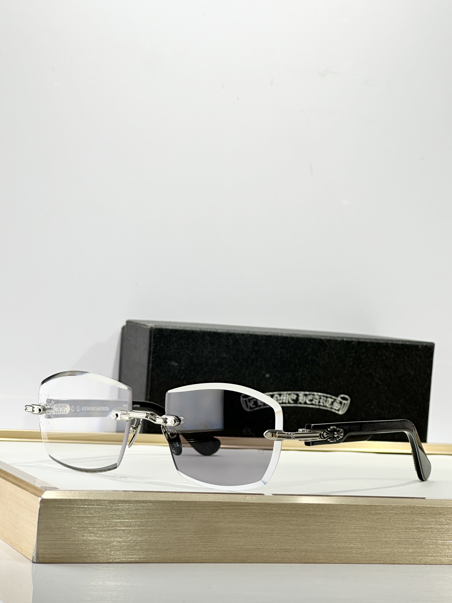 ChromeHearts MOD：DEPPE IIISize:56口19-146变色