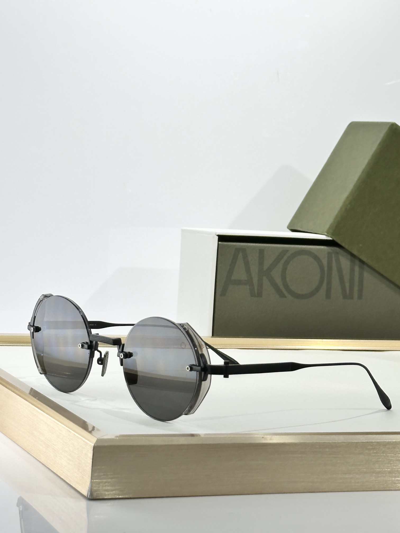 AKONIMODEL：JUPITERSIZE:46口22-145