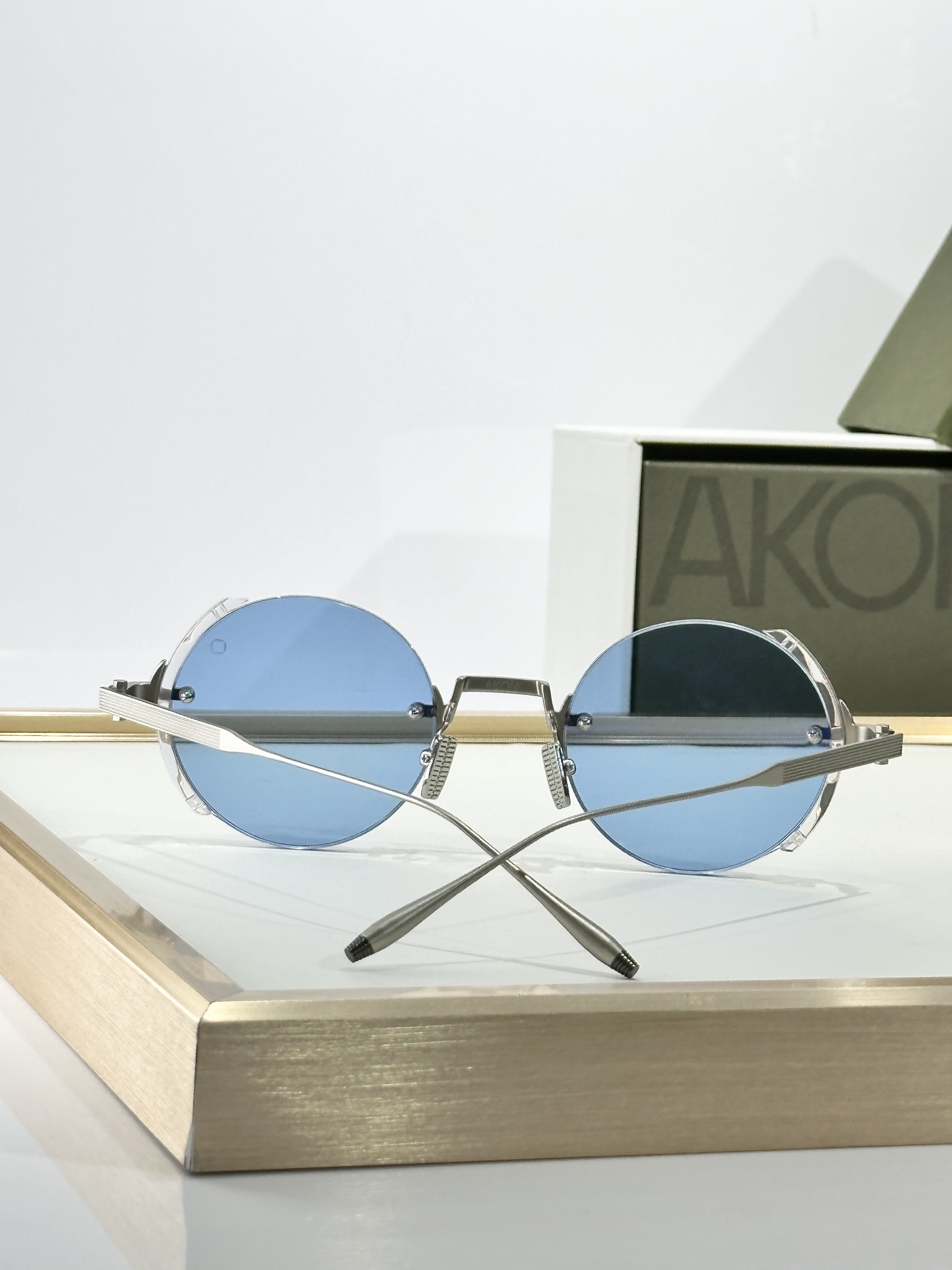 AKONIMODEL：JUPITERSIZE:46口22-145