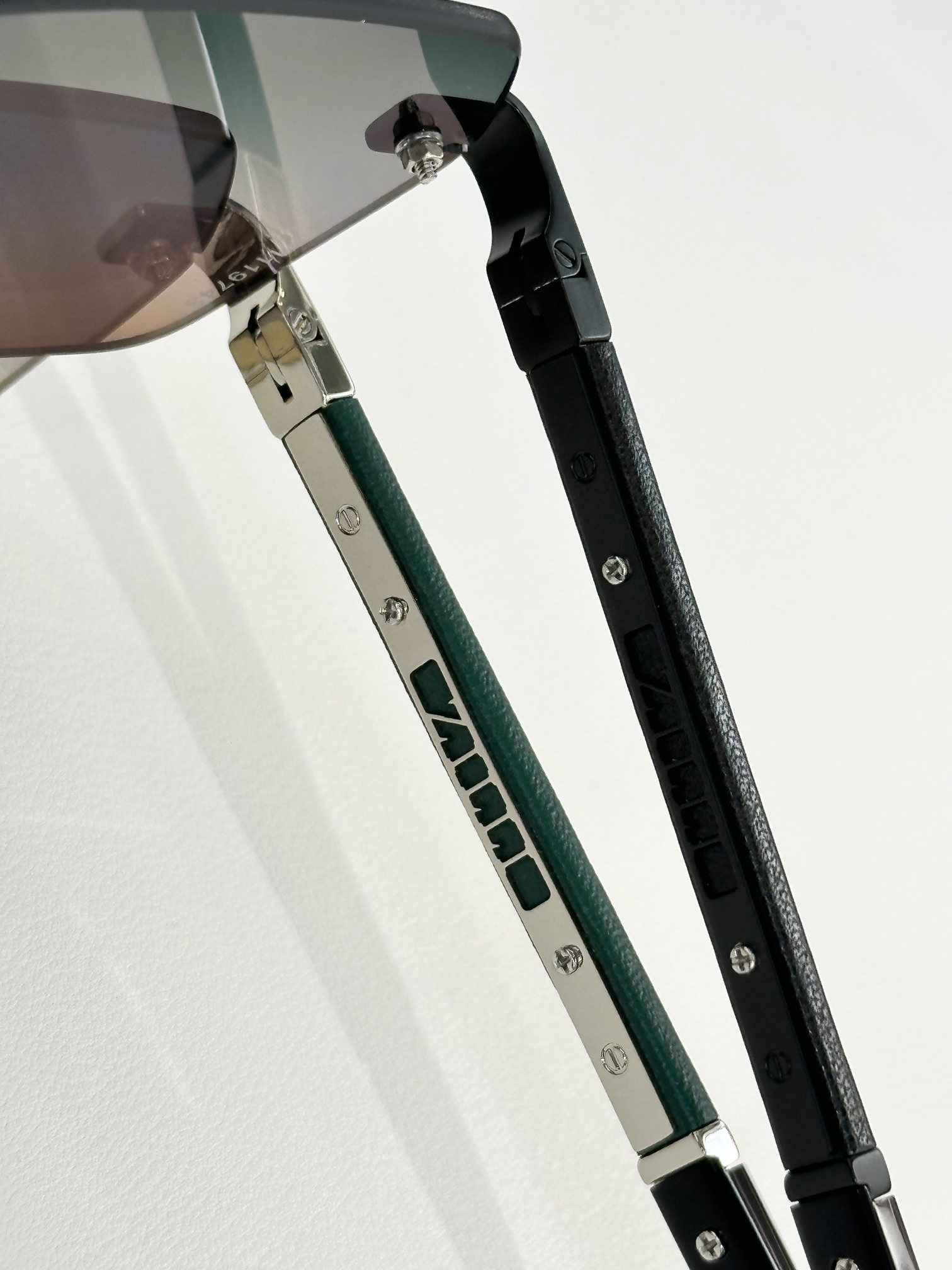 ZILLIMOD：ZI80134Size：57口19 145