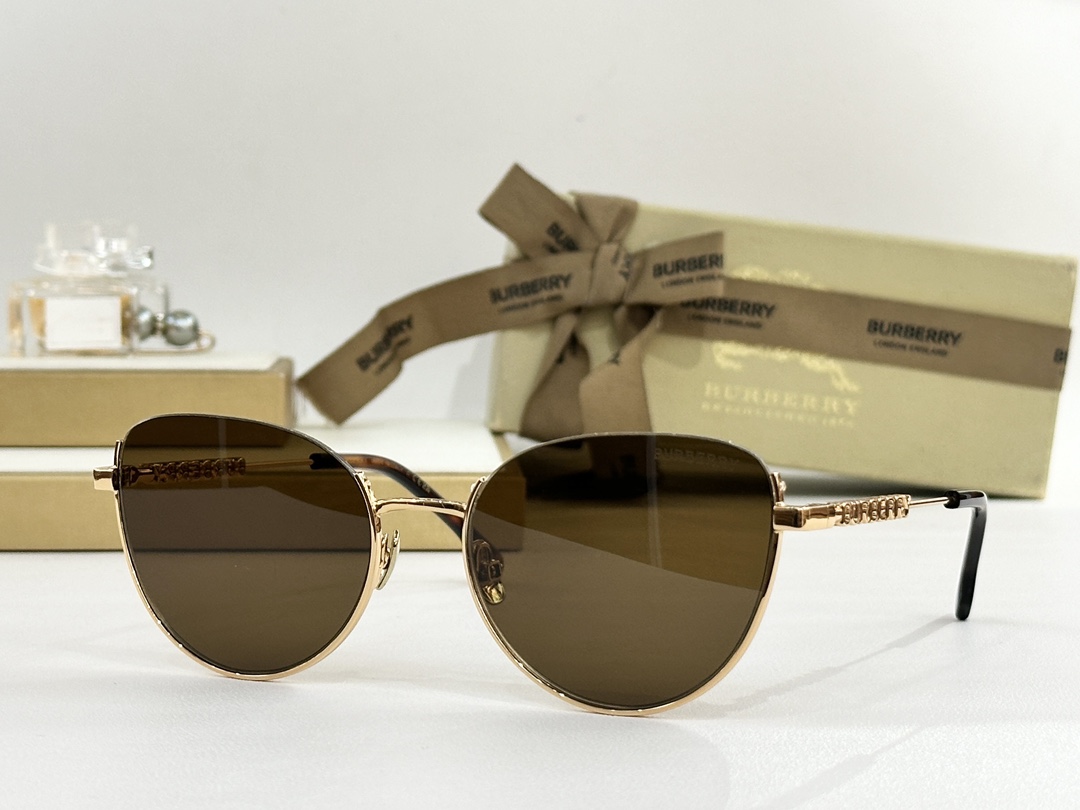 Burberr*Mod：BE3144Size：57口19 145